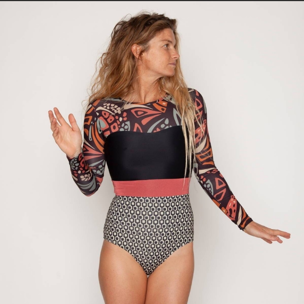 NWT Seea Hermosa One Piece in Nelita